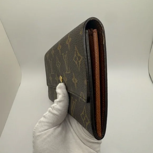 Louis Vuitton Vintage Brown Monogram Sarah Bifold Long Wallet - Picture 4 of 13
